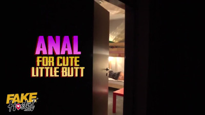Pretty Isabelle squirts from rough fuck in the fake hostel