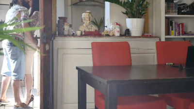 French lovers need a pause from unstoppable in-home sex