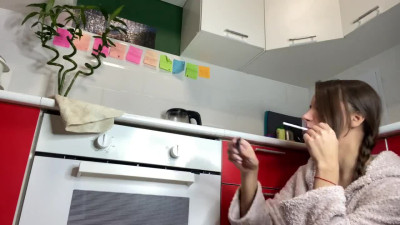 Smoking fetish: Housewife gets ass fucked twice