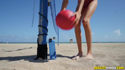 Skinny teen plays volleyball and fucks with opponent till Facial
