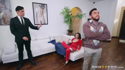 Cheating wife commits adultery with her own bodyguard