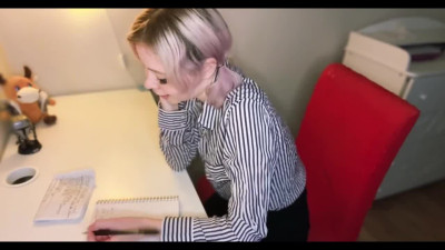 Tired chick touches herself while she is doing homework - Russian amateur video