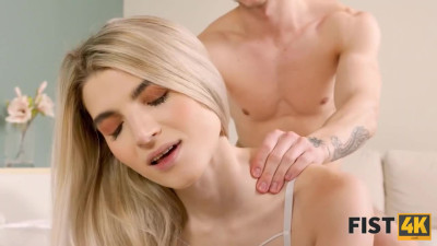 Massage and erotic fisting for a cute russian beauty Monroe Fox
