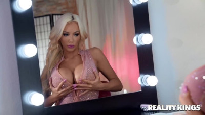 Perv guy fucks Milf pornstar Nicolette Shea