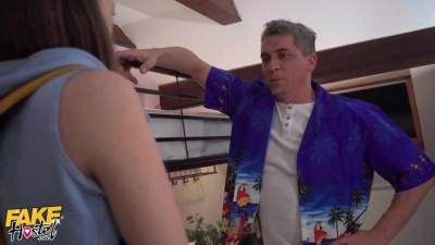 Teen wakes up from the noise of jerking off manager and joins him