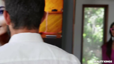 Slim babysitter appeared to be a porn star - Reality Kings