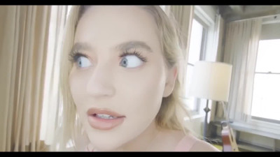 Amazing blonde gives gorgeous slobber blowjob and gets facial