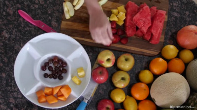 Fruity breakfast turned into spicy morning fuck