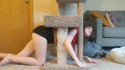 Stuck teen gets Fucked with strap-on by her Lesbian GF
