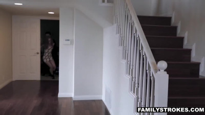 Milf hon Britney Amber nails with daughter's bf while she is sleeping