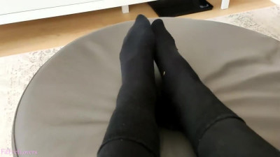 No need to take a shower if my husband already cleaned my feet with his tongue