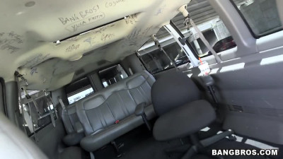 Alexis Blaze seduced passer and sucked his dickie in Sex Van