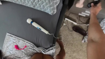 Tanned slut squirts from the dick and sex toys