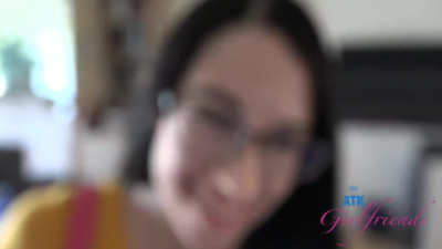 Nerdy girl gets clit rubbing while watching TV
