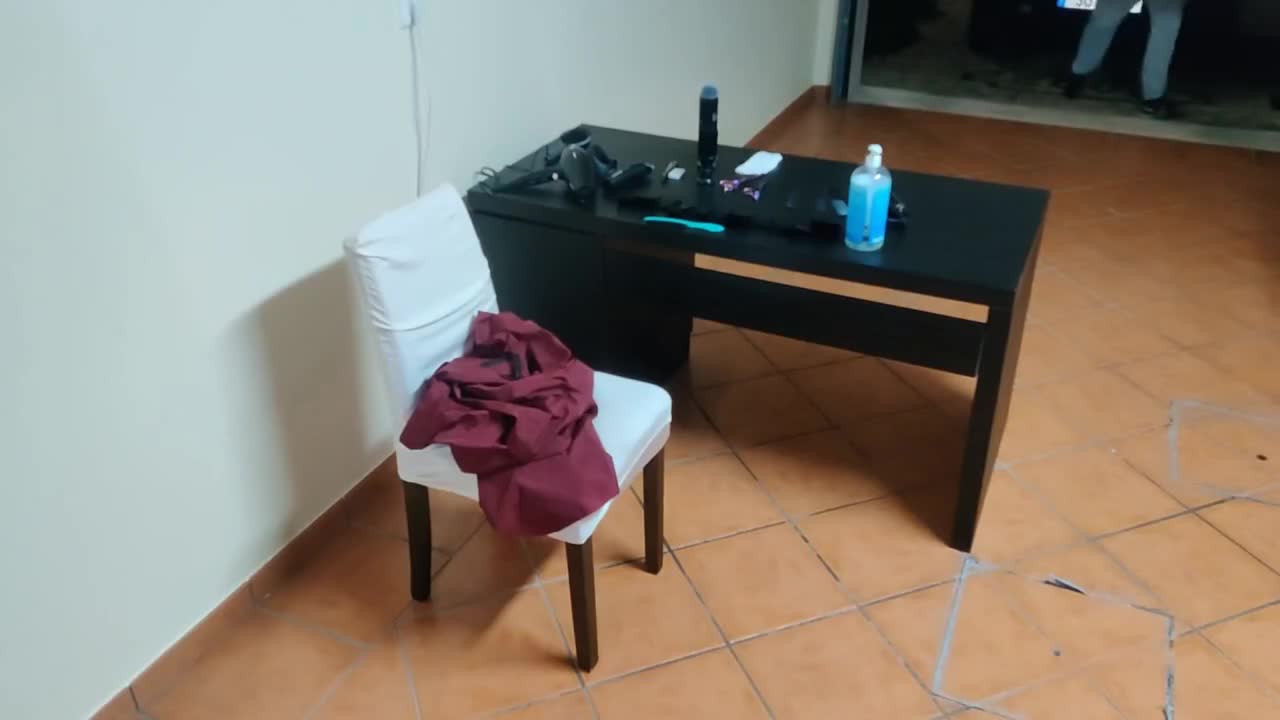 Watch Chubby barber knows how to treat her male clients Full. Duration: 13:51 | ePornBabe.