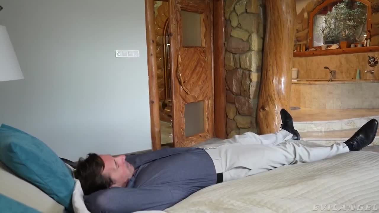 Watch Big dick alternates tight anal and pussy of brunette whore Full. Duration: 05:59 | ePornBabe.