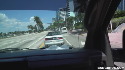 Milf with perfect body needs a ride home