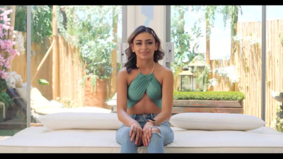 Hot babe from Los-Angeles is gonna show a masterclass with her pussy