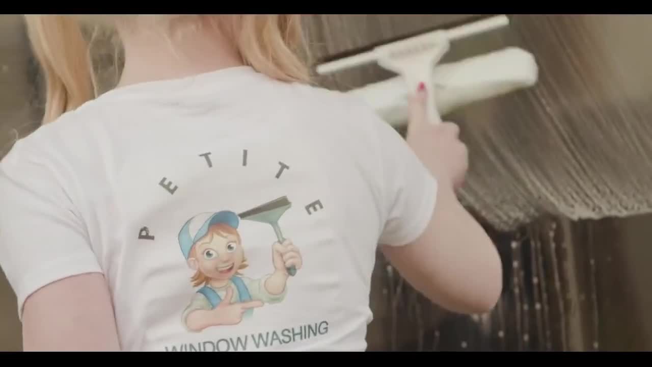 Watch Window cleaner teen Emma Starletto also washed the dick of rich daddy Steve for the extra pay Full. Duration: 09:58 | ePornBabe.