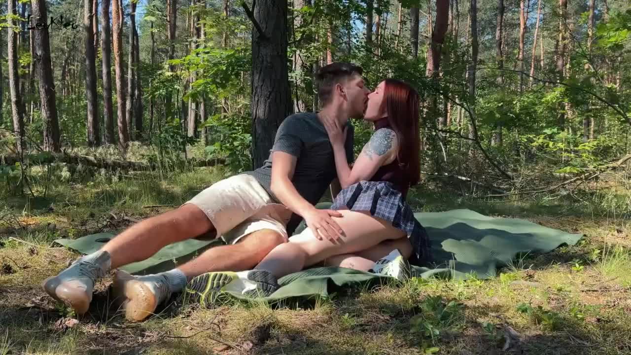 Watch Amateur couple having wild Outdoor Sex in Public Park Full. Duration: 13:51 | ePornBabe.