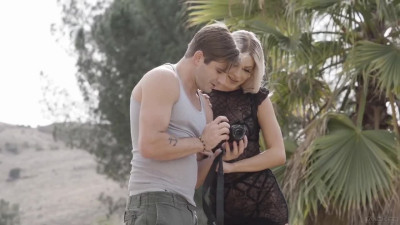 Emma Hix sucked Photographer's big D and swallowed all Cum