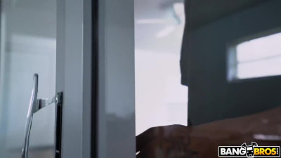 Kinky brunette fucked with BBC robber