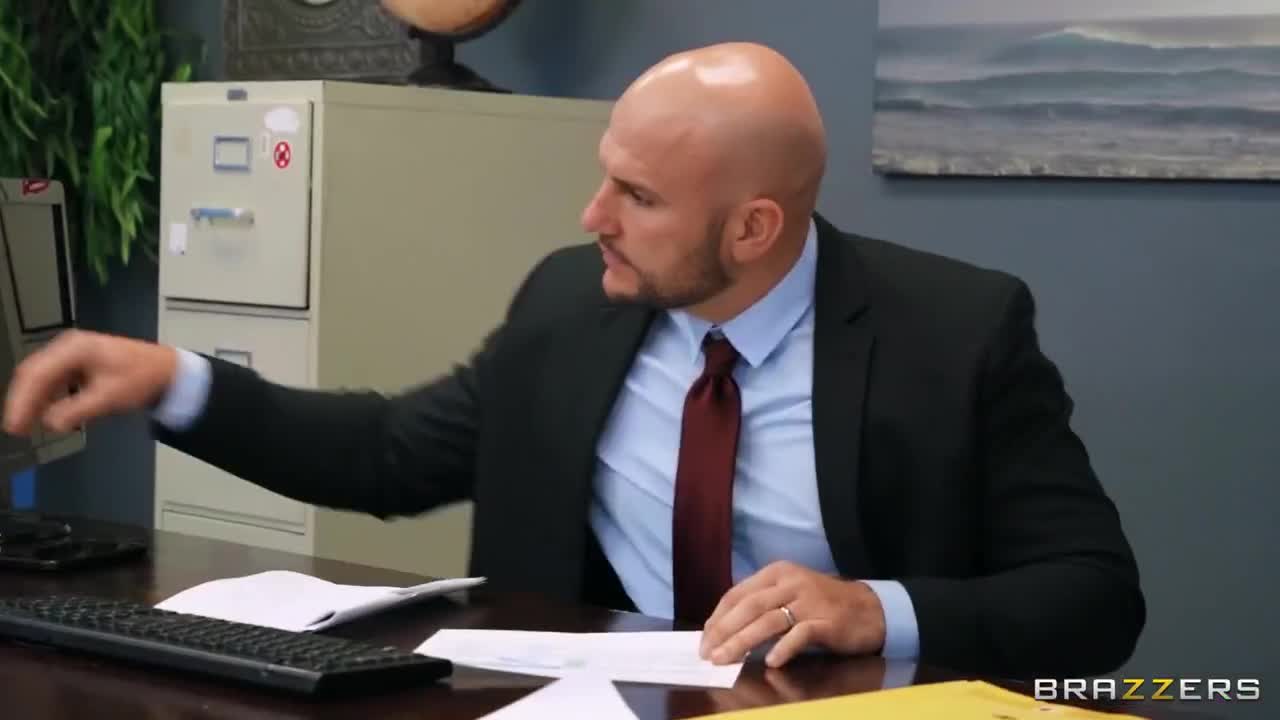 Watch Juicy Milf fucks her boss in the office - Brazzers Full. Duration: 08:01 | ePornBabe.
