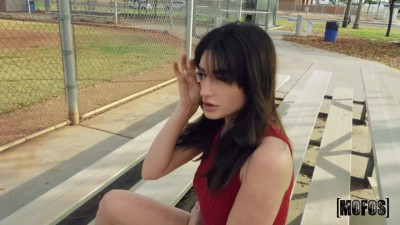 Juicy-ass girlfriend didn't expect to have anal bang after first date