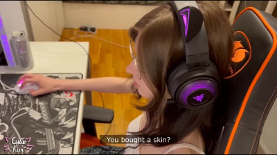 Fucked gamer stepsis in POV