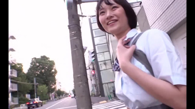 Amateur fuck with a picked-up Japanese schoolgirl in the hotel