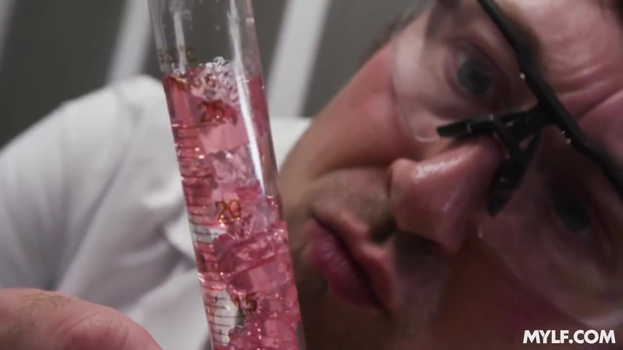 Watch Busty Blonde Lab Assistant And Crazy Doctor Indulge In Gonzo Sexual Perversions In the Laboratory Full. Duration: 07:59 | ePornBabe.