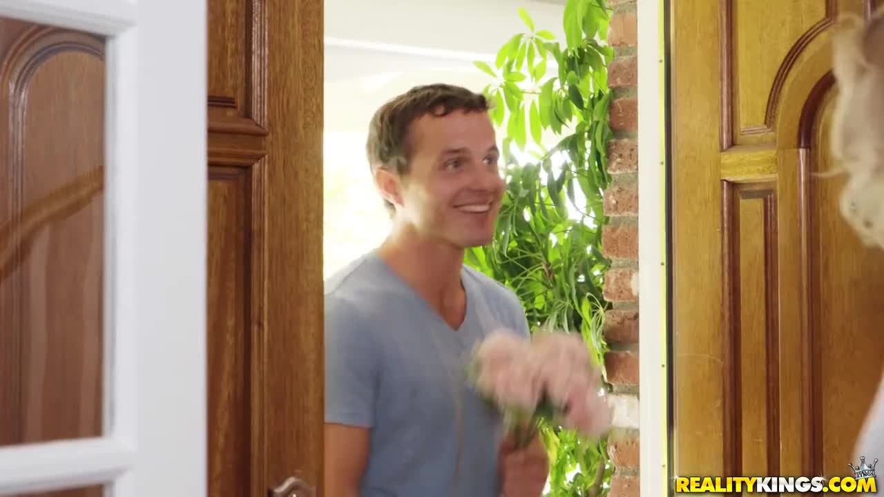 Watch Busty stepmom caught stepdaughter and her BF Full. Duration: 07:00 | ePornBabe.