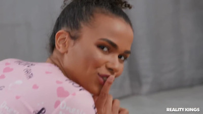 Slim ebony enjoys lesbian fuck with nerdy teen - Reality Kings