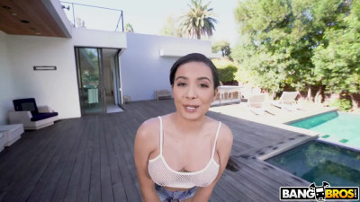 Aaliyah Hadid gets her Round Booty stuffed w BBC during Intense Interracial