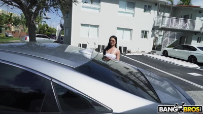 Kinky Asian teen sucked White Cock in Van before Quick HookUp