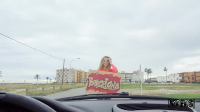 Petite Hitchhiker girl eats Cum after quick Outdoor Fuck w Driver