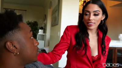 Bubble butt Latina gets laid with BBC in intense fuck