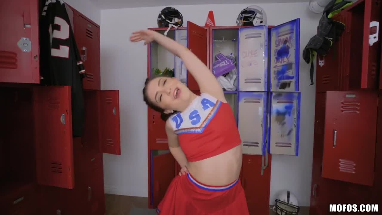 Watch Coach thanked awesome cheerleader Jane Wilde for a good support Full. Duration: 07:57 | ePornBabe.