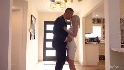 Birthday blonde Jessie Saint gets her stepdad's dick present
