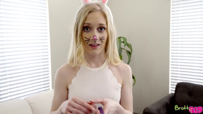 Pale kitty step sis Emma Starletto lands on right inches in a living room