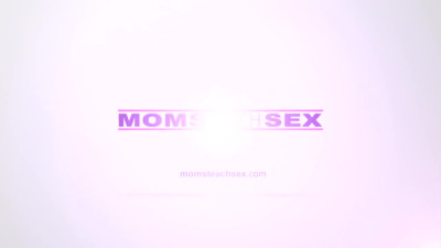 MILF stepmom blows Cock and enjoys 3some w Vina Sky