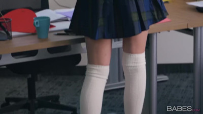 Blondie w Small Boobs having quick Office sex with her Colleague