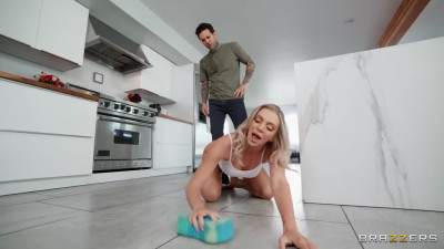 Horny Tiffany offers to drink her squirt after intense fuck - Brazzers