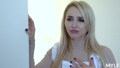 Busty milf Alix Lynx has unbelievable sex with Lucas Frost