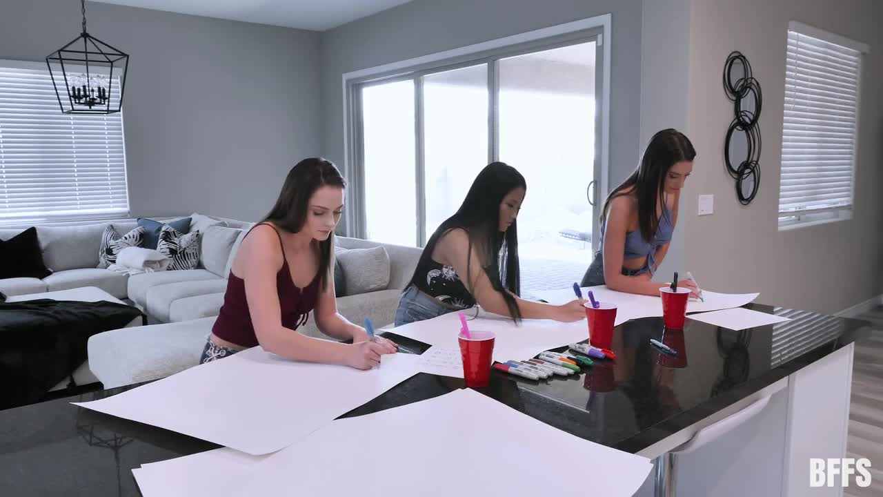 Watch Three Besties share cock and enjoy Wild Groupsex Full. Duration: 07:58 | ePornBabe.