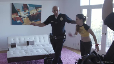 Petite chick fucks cope to pay for her crime - Is This Real