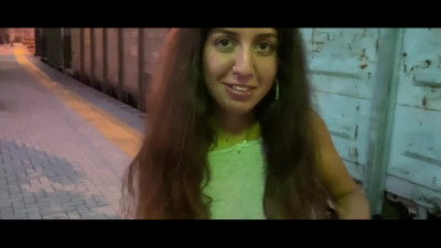 Two guys fucked Russian hoe in the train picking up her on a street