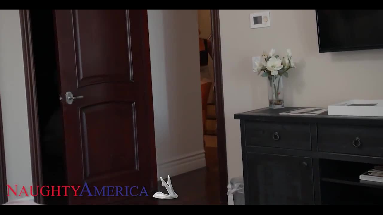 Watch Charming babe w Nice Ass invited her neighbor to Suck his big Schlong Full. Duration: 13:31 | ePornBabe.