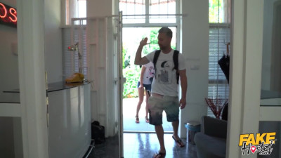 Wild ffm-threesome in hostel