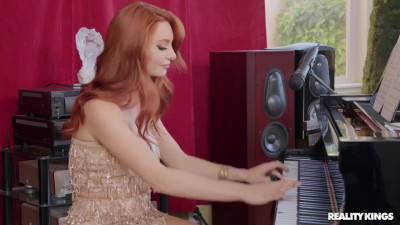 Ginger Lacy Lennon destroyed with a big dong - Reality Kings